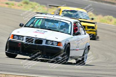 media/May-04-2025-Lucky Dog Racing (Sun) [[21629467aa]]/Turn 4 (10-1045am)/Front/